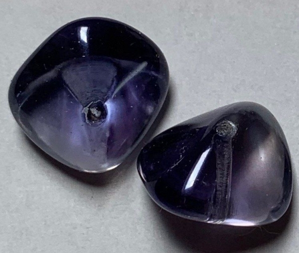 Glas-Formperle blau-lila